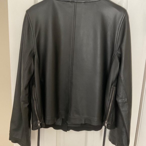 Weekend MaxMara women’s black lamb skin leather jacket size 10 US (M) - Picture 3 of 9